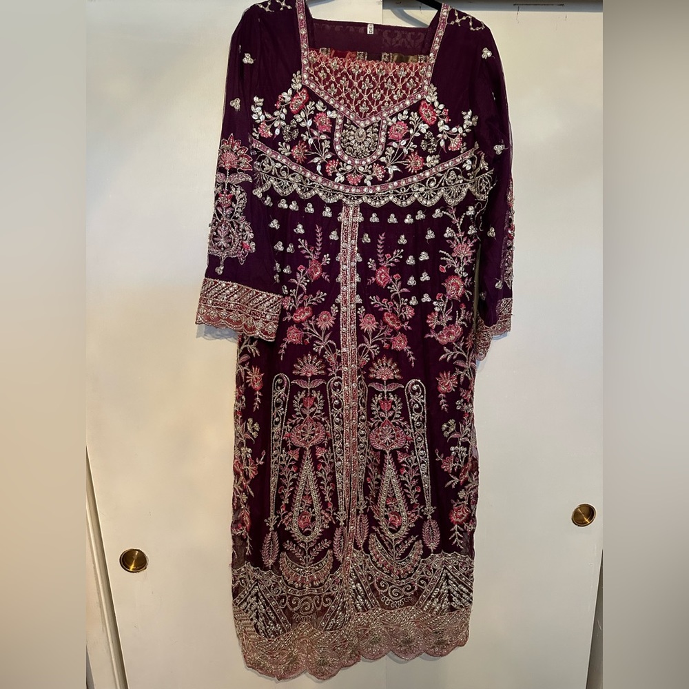3 piece Pakistani outfit